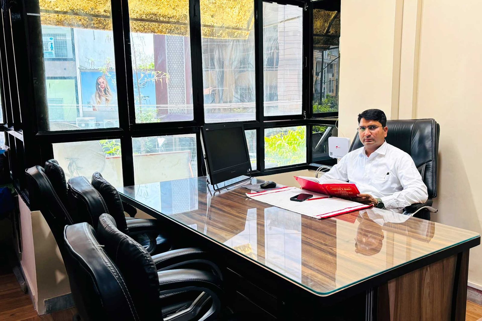 Corporate and Civil Lawyer in Jaipur